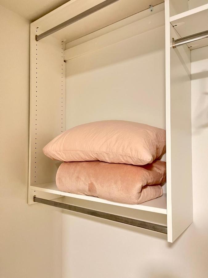 The Harmony Inn Spacious 2 Bdrms 2 Beds Basement Suite サレー エクステリア 写真
